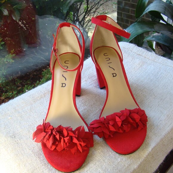 Unisa Shoes - Unisa Undeeta red velvet floral sandals heels, size 10